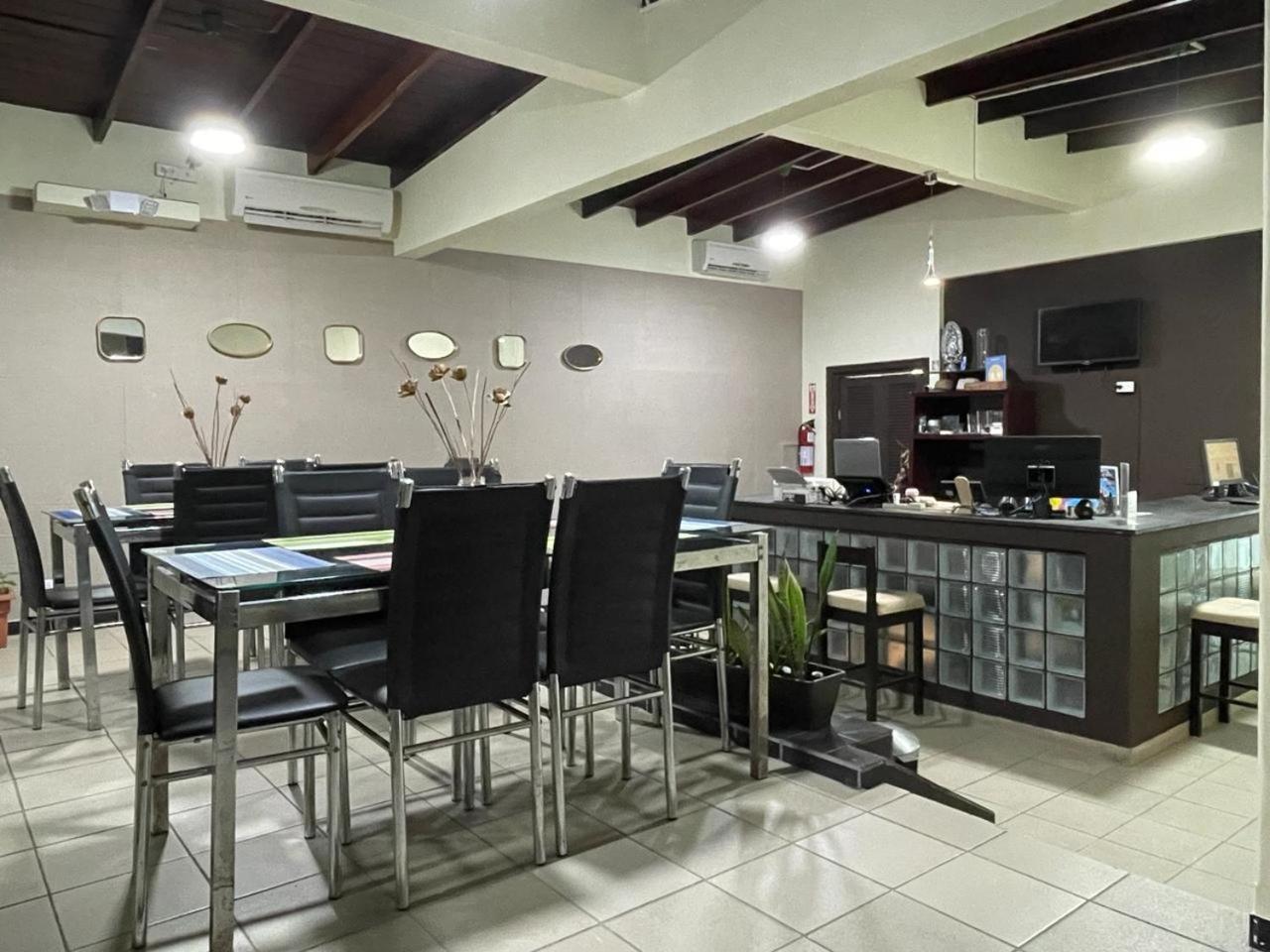 Hostal El Prado Панама Экстерьер фото